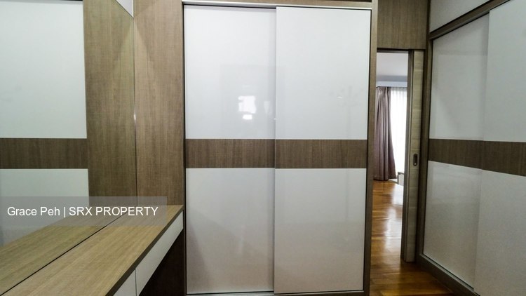 Lowland Terrace (D19), Terrace #197756172